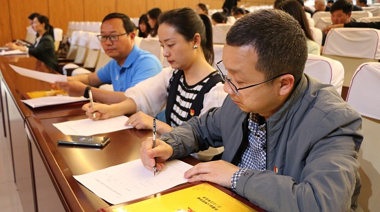 00002X.jpg 00002X.jpg